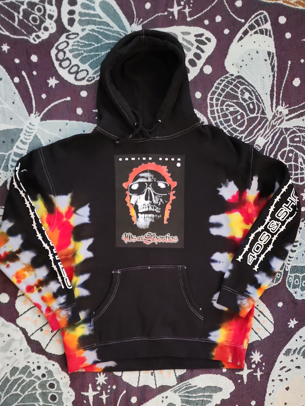 Black 40s & Shorties Tie-Dye Skull Graphic Hoodie – Size Large